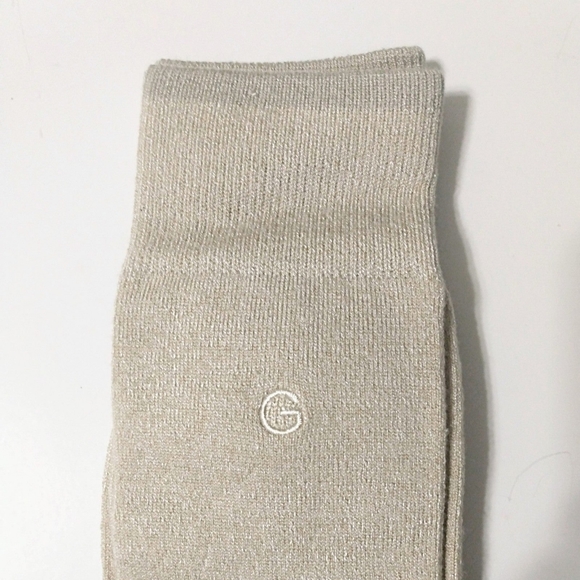 NIP GOLD TOE - Picture 3 of 6